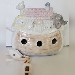 Enesco Vintage Precious Moments NOAH'S ARK Porcelain Night Light Lamp - EUC
